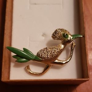 Vintage road runner brooch small